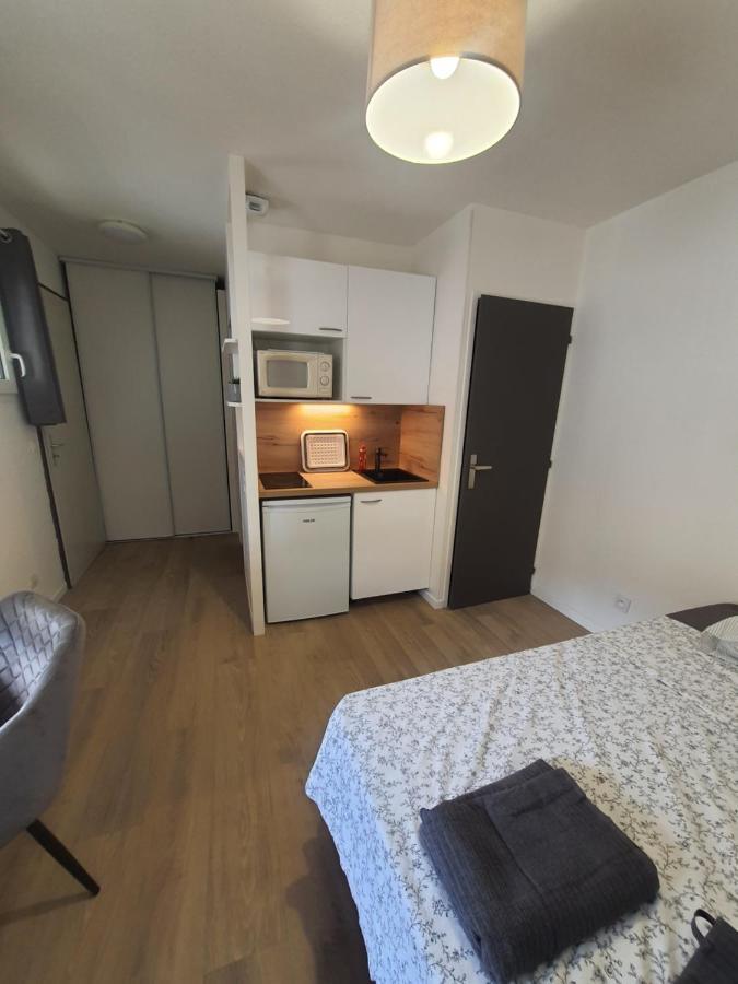 Studio Au Calme Espace Exterieur Parking Gratuit Dans La Rue Grenoble Dış mekan fotoğraf
