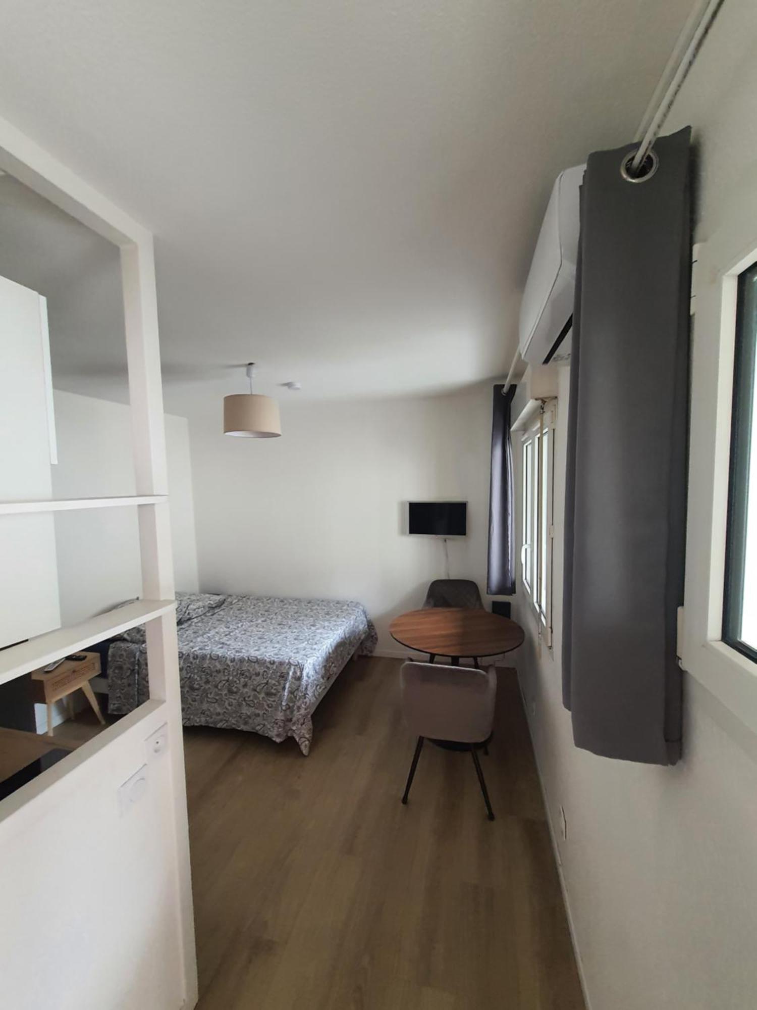 Studio Au Calme Espace Exterieur Parking Gratuit Dans La Rue Grenoble Dış mekan fotoğraf